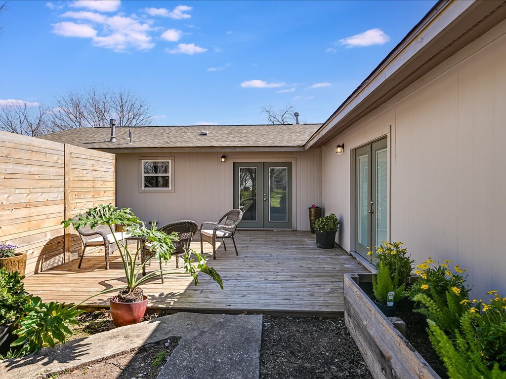 19-Patio 2